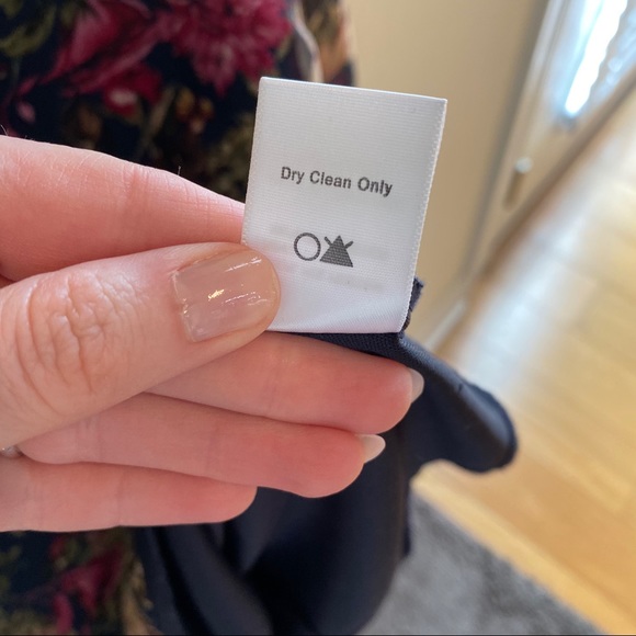 ASTR Floral Long Sleeve V-Neck Mini Dress - Picture 7 of 9